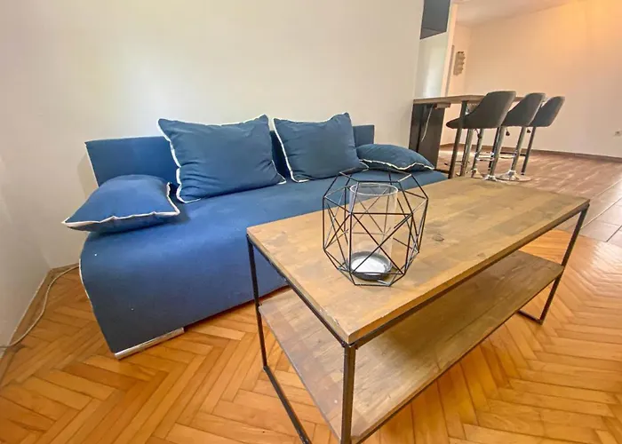 Cute & Cosy Apartment Emi