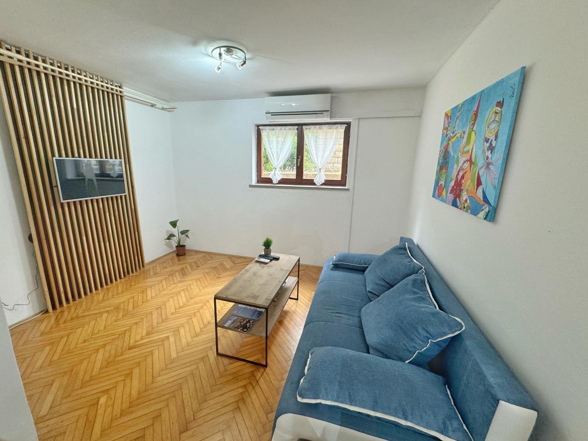 Apartman Cute & Cosy Emi *